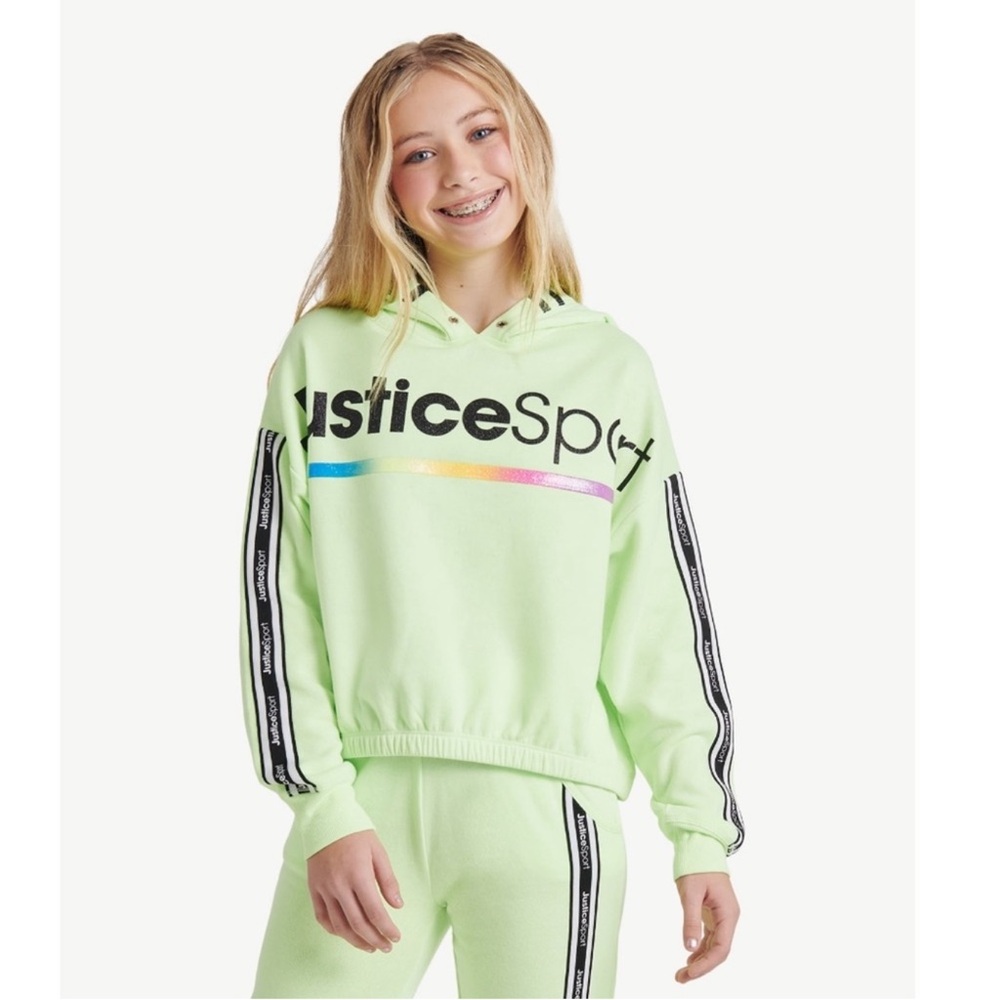 NWT sport Taped Hoodie, Size: M (10)